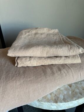 Quince Linen Duvet Cover in Light Beige/Dessert Sunset
